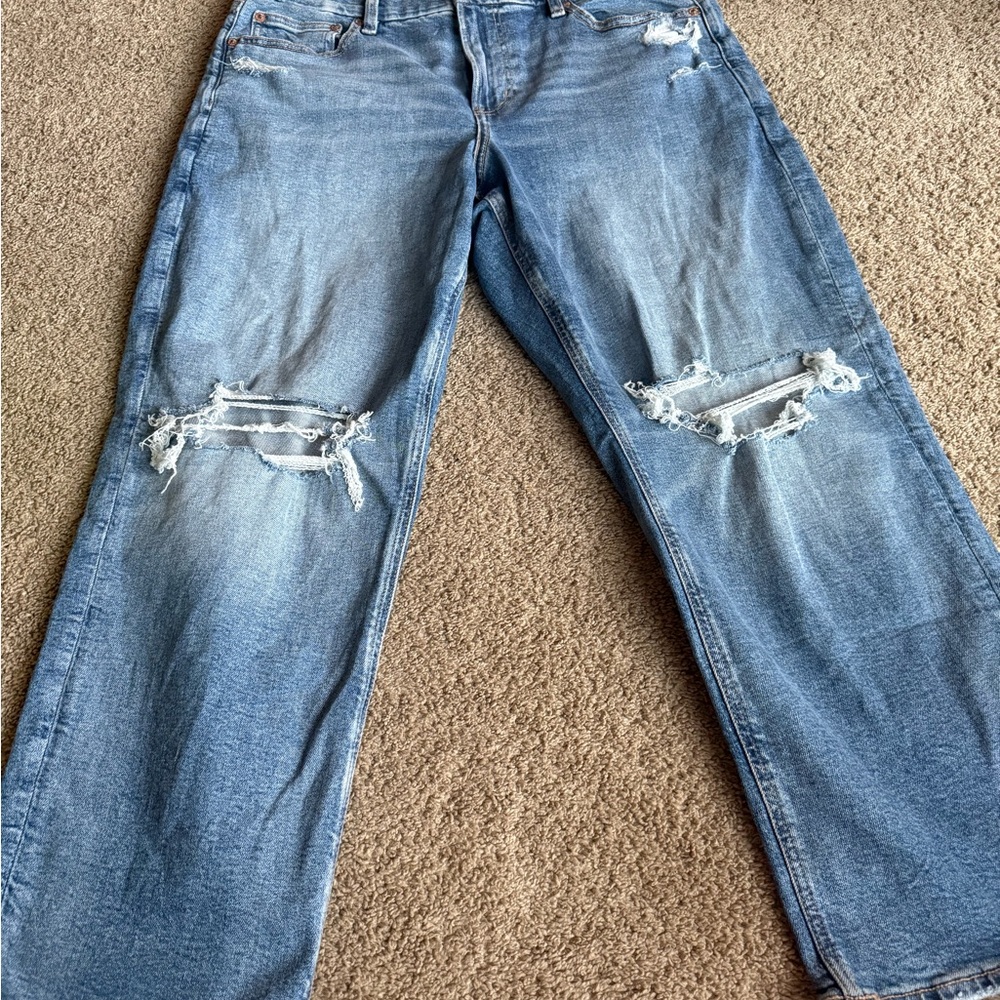 American Eagle Outfitters Distressed Light Blue Jeans